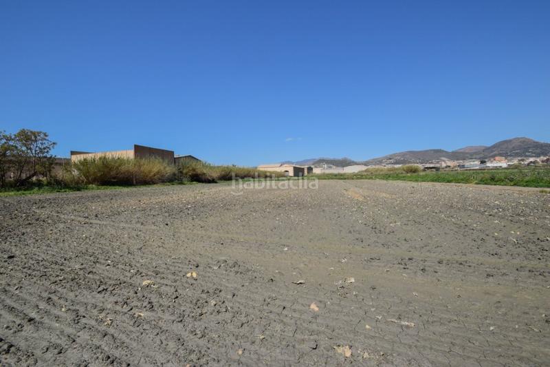 Foto e57ef9cf-4fa0-4d3b-b1a3-d951844c1d00. Terreny residencial a Motril ciudad Motril