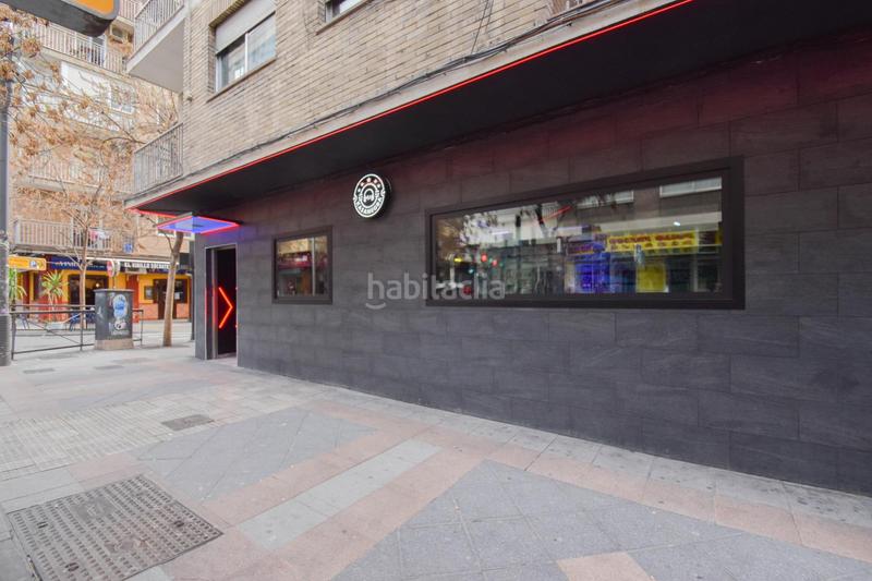 Foto d8de104a-233f-46ea-a02c-16ffc385eae7. Lloguer local comercial a calle socrates a Camino de Ronda Granada