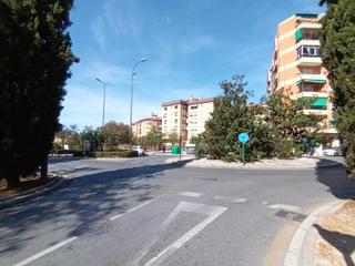 Parking voiture  Albuñol. Garaje cerrado en granada zona zaidin, 14 m. de superficie.