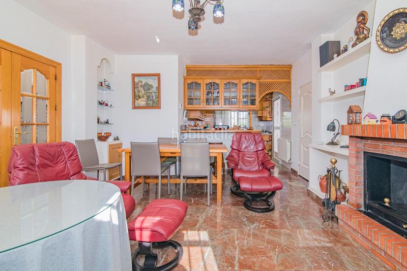 Foto 8d76a77d-aea6-4f95-833c-2f9f4f9fc5e9. Chalet oportunidad única! se vende magnífica casa en esquina con amplia parcela en Atarfe