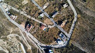 Terreny residencial  Calle gredos. Venta de terreno urbano en la zubia ,948m. ubicacion y vistas in