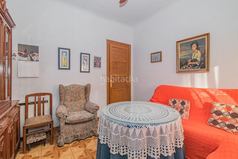 Foto d6a16837-f977-49c5-8933-0818b14b68ba. Etagenwohnung in Crta. De la Sierra Granada