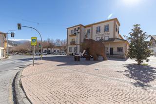 Edifici a Padul. Casa  terreno junto al ayuntamiento del padul, para edificar o r