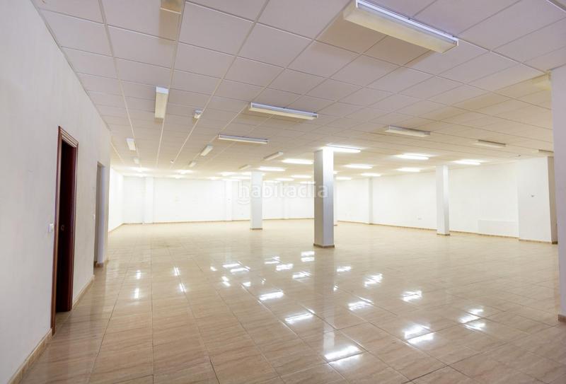 Foto dd482fce-df93-417c-96a4-2408dddc634d. Locale commerciale in Villa de Otura