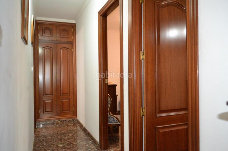 Foto d9f1ed09-114a-445b-ab83-ac7de95fc336. Piso  en venta , en el centro del pueblo junto a la iglesia en Montefrío