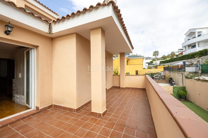 Foto 24d350f0-7f60-4a63-922c-b6090e0771b3. Chalet with heating parking pool in Altos de la Zubia Zubia (La)