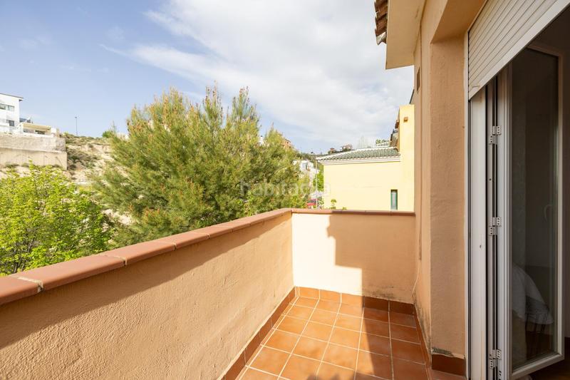 Foto 53e5404b-b0d5-4f02-b394-e0b242e12ddf. Chalet en Altos de la Zubia Zubia (La)