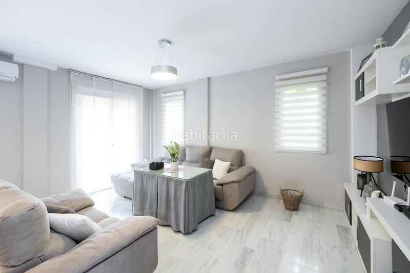 Foto 192e8376-7b6b-4cd8-99a9-62c5298e063b. Chalet con riscaldamento parcheggio piscina in Altos de la Zubia Zubia (La)