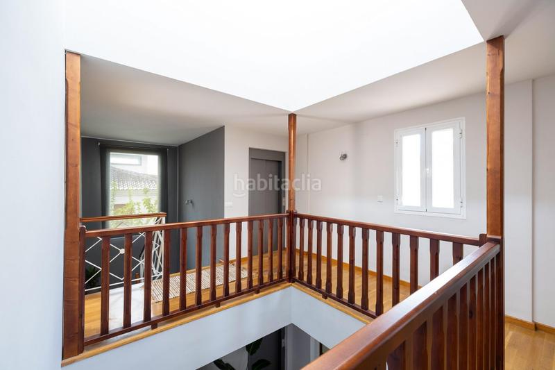 Foto ce458d13-51a8-401d-aef5-9005bac4e72c. Chalet con riscaldamento parcheggio piscina in Altos de la Zubia Zubia (La)