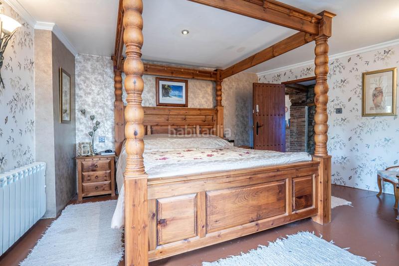 Foto d4b8c5f3-4a91-4e58-99bb-3762f8a2553d. Xalet amb calefacció aparcament piscina a Guadix