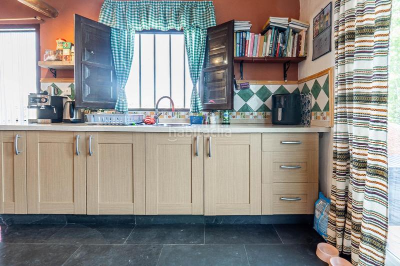 Foto da4614ec-6df2-4744-935f-8630e1659d11. Xalet amb calefacció aparcament piscina a Guadix