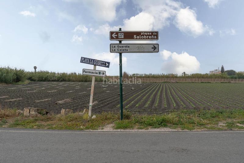 Foto aca07427-5c45-4a1c-819c-c8743b8ae89f. Terreny residencial a carretera malaga (cal) 74 a Salobreña