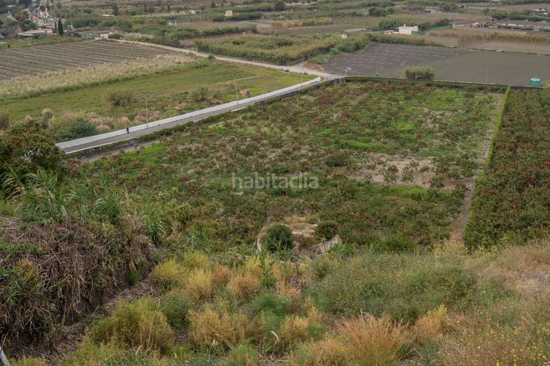 Foto c066ea4c-db49-4f1e-a9fd-338e6fd2dda5. Terreny residencial a carretera malaga (cal) 74 a Salobreña
