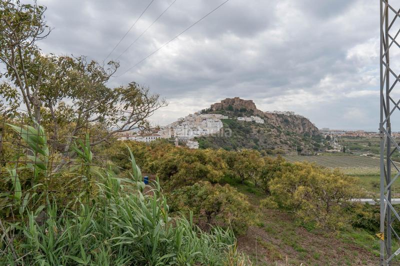 Foto ddbe6bcd-0b1d-4aa8-8071-a1946cd58635. Terreny residencial a carretera malaga (cal) 74 a Salobreña