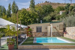 Masia a Huétor Vega. Finca rústica en venta en pago de las huertas