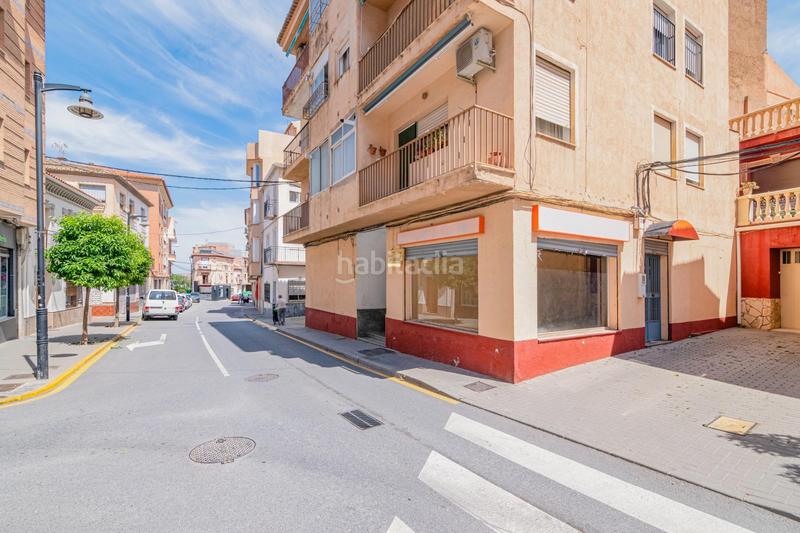 Foto 57b1ec11-f206-4fd6-b521-eedf17b2e4eb. Local comercial a la venta local haciendo esquina en el centro de durcal en Dúrcal