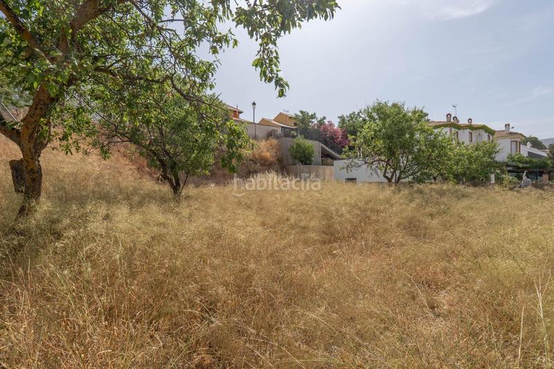 Foto a5ca76fb-5685-445b-9a3d-ef76dcccf2c6. Residential plot in calle calle malva in Villa de Otura