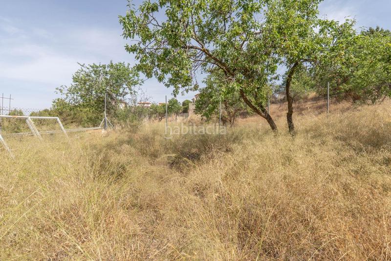 Foto a76a586a-43bf-4a1d-a2dd-c4f05ee6504c. Residential plot in calle calle malva in Villa de Otura