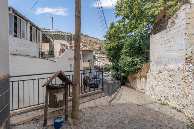 Foto 17f2ee69-32f7-4a91-bd09-f41dc90f9f67. Masía oportunidad casa cueva con patio y opción de edificar en Monachil