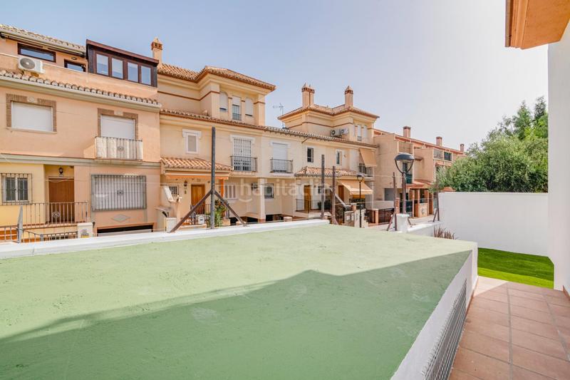 Foto 2660520f-f5b3-42bc-a79a-2f4e3d6f55ae. Casa pareada venta chalet pareado con luz natural y piscina privada en ogijares en Ogíjares
