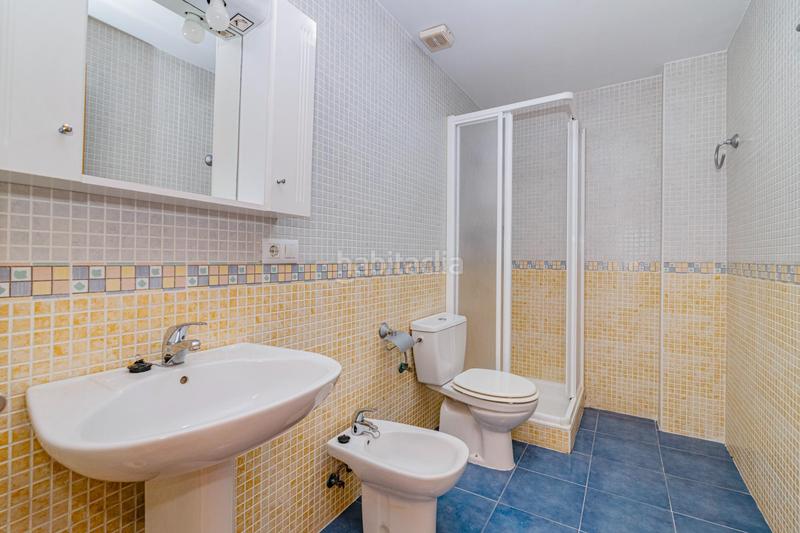 Foto 5cffabf6-9be2-4640-8fe7-1a5f9857d3c0. Casa pareada venta chalet pareado con luz natural y piscina privada en ogijares en Ogíjares
