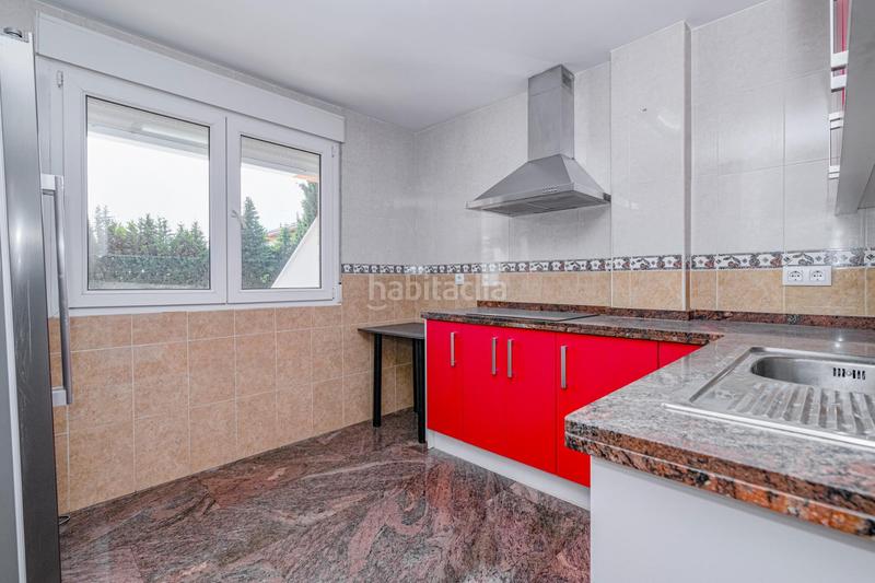 Foto 74942b71-dacb-4345-834b-fb454ae735c7. Casa pareada venta chalet pareado con luz natural y piscina privada en ogijares en Ogíjares