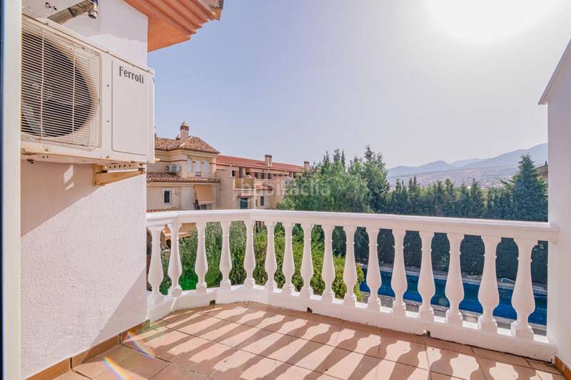 Foto 962c0324-ab38-46a6-8128-91356b38b472. Casa pareada venta chalet pareado con luz natural y piscina privada en ogijares en Ogíjares