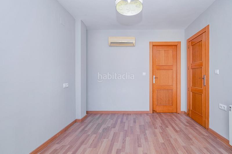 Foto ef5fd43e-4676-4927-ad4f-b61599ce93d5. Casa pareada venta chalet pareado con luz natural y piscina privada en ogijares en Ogíjares