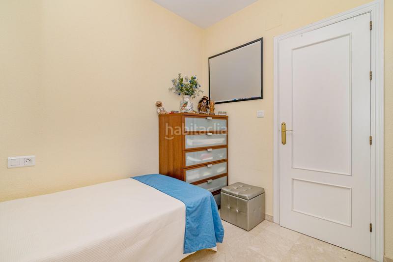 Foto 58dd1d32-4fab-469f-b3a8-f077c719b356. Appartement dans calle calle real de motril dans San Antón Armilla