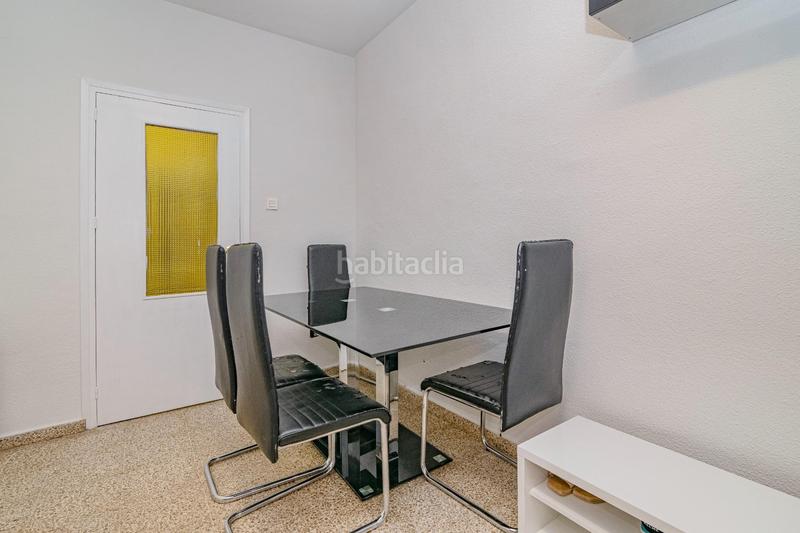 Foto 031687c5-58b5-4729-9a56-f10f05bfa6dd. Casa adosada adosada con garaje y patio por 125000! en Santa Fe
