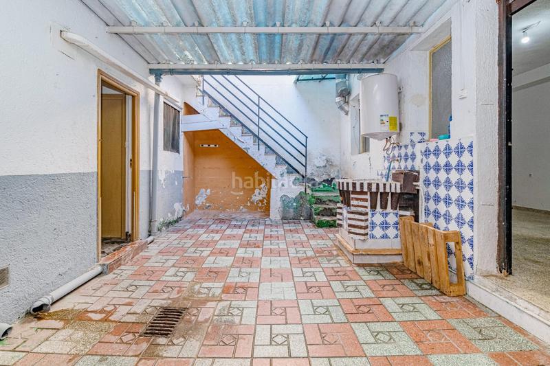 Foto abe40176-7f0f-46ec-9a1e-b0eda8b7a143. Casa adosada adosada con garaje y patio por 125000! en Santa Fe