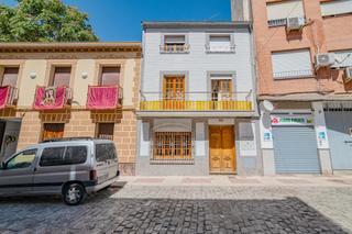 Casa adossada  Calle eras bajas. Gran casa señorial en el corazón de pinos puente