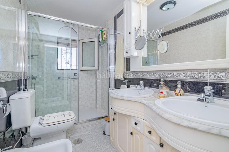 Foto cd2a5a0a-afbb-4dc2-9c49-44927444f3aa. Casa pareada espectacular casa en venta en Jun
