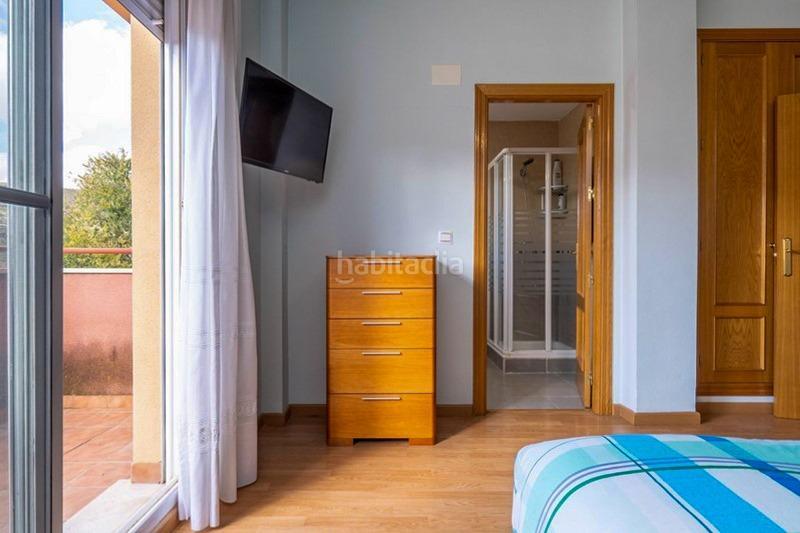 Foto 0573b924-d0b4-4eb6-b30f-dadfc1fbe611. Casa amb aparcament a Malahá (La)