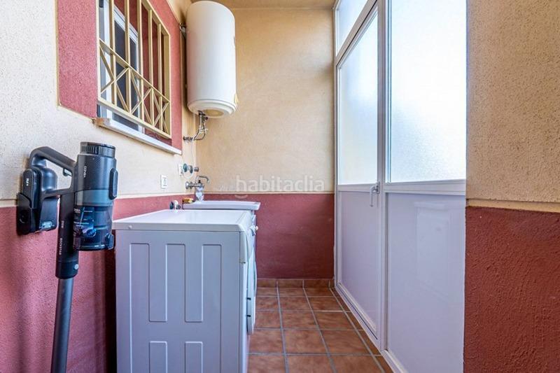 Foto 396b18e0-5b53-4e1e-bca7-0d752e7e9b67. Casa amb aparcament a Malahá (La)