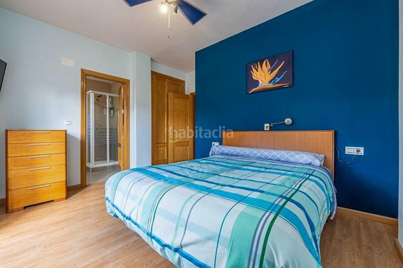 Foto b4fb3359-2df8-40e7-9894-44d61de0370e. Casa amb aparcament a Malahá (La)