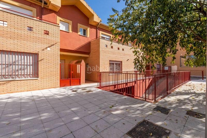 Foto e86527db-f10a-49a3-a659-8a286a10f526. Casa amb aparcament a Malahá (La)