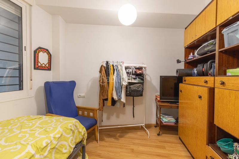 Foto aac8c1cf-fa20-419f-ad38-95a541d8d0b3. Piso gran oportunidad en Maracena