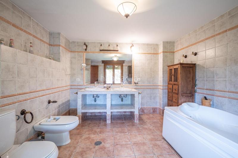 Foto 2c30dc12-2dd8-4793-9378-968855b86e30. Chalet dans calle calle buenos aires (ur.el arenal) 69 dans Alhendín