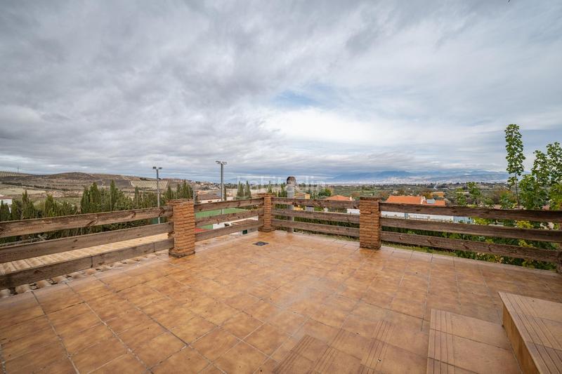 Foto 7ec81e4f-a9be-4b96-9f4b-4086768f6fe9. Chalet dans calle calle buenos aires (ur.el arenal) 69 dans Alhendín