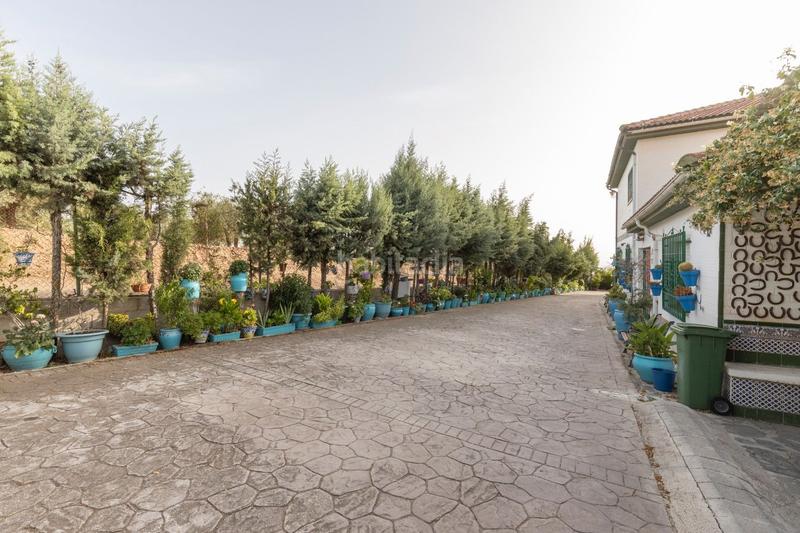 Foto 3ee58e0d-b16c-4dcf-b81b-bd0d28524e19. Casa se vende exclusiva vivienda en alfacar cuesta con extension de terreno rústico de 6.000m2 en Víznar