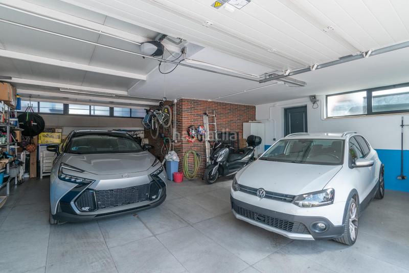 Foto 11fa1ef8-61a2-48c8-98dc-c7b86d224806. Chalet espectacular chalet urbanización el arenal! en Alhendín