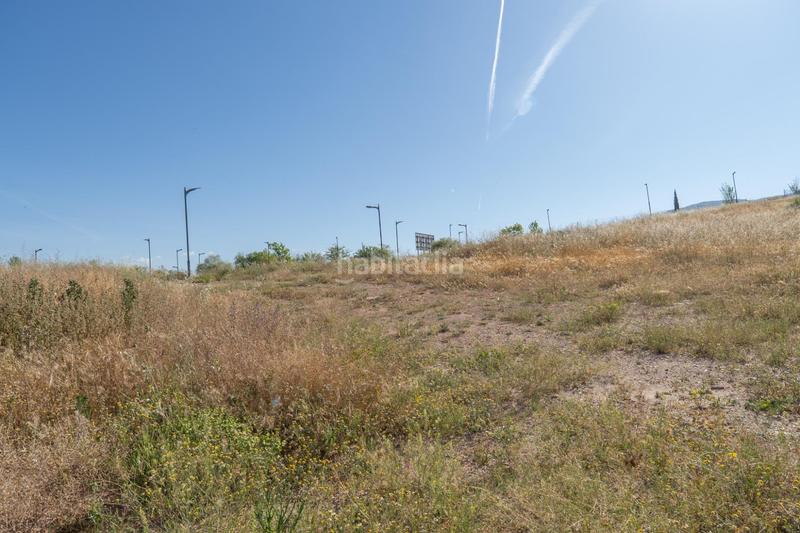 Foto abc8203e-47e6-44c7-a43b-89a7b8abefc2. Terreno residencial solar urbano en Gójar
