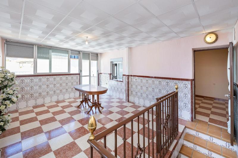 Foto 387df5ba-0011-48aa-9cb4-9b0638902d48. Casa a schiera in Rosaleda - Juventud Granada