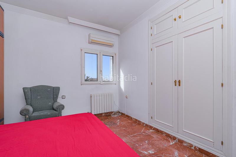 Foto dd7d18c8-81f8-4b9b-bd31-1f349672a24c. Chalet con riscaldamento parcheggio piscina in Barrio de la Vega Monachil