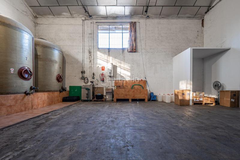 Foto 05eda55f-8333-4b97-9c19-c920294995ad. Geschäftsraum in Urbanizaciones Alhendín