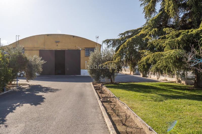 Foto 4bd92771-2e7f-46e8-a6de-df533dba42bb. Geschäftsraum in Urbanizaciones Alhendín