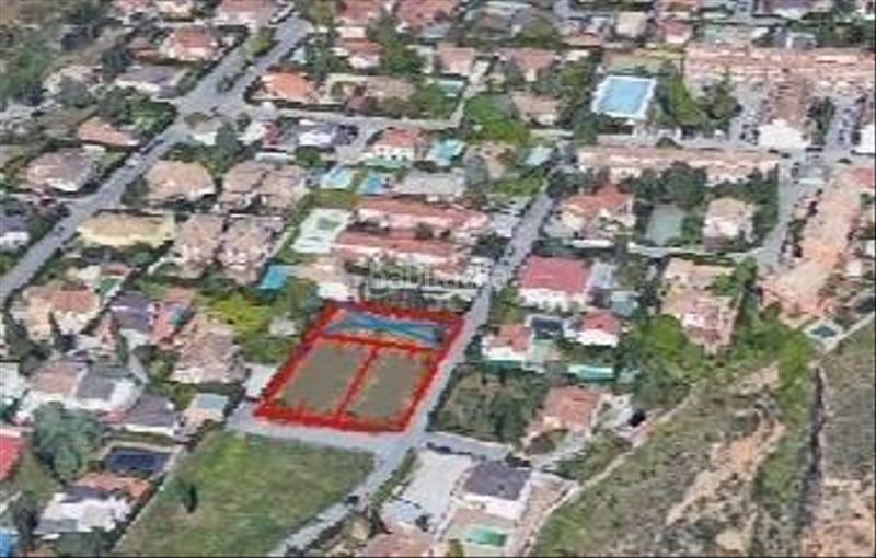 Foto 64b5a2d4-3d1a-4e74-a3f5-5ac0391c67a8. Terrain résidentiel dans calle rosa 2 dans Barrio de la Vega Monachil