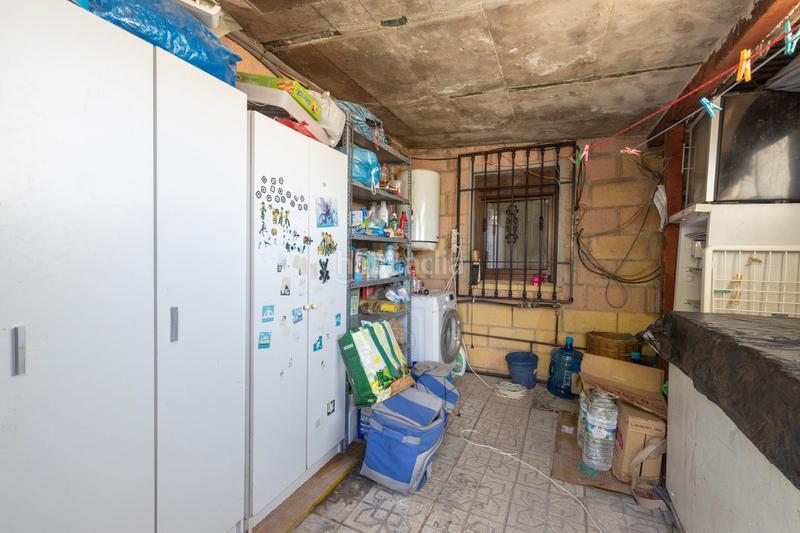 Foto c07acc80-d091-41ad-80e0-5e79fb0f5169. Masia a calle diseminados a Santa Fe