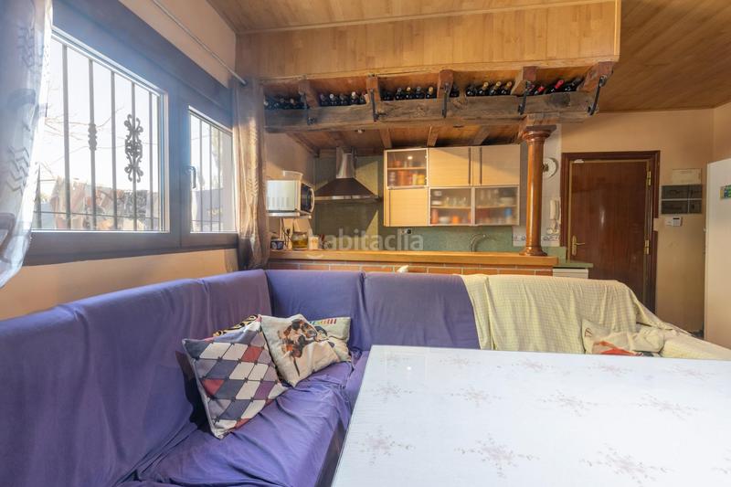 Foto e8385b45-33ab-47b5-b4b3-07c8f4d9635f. Masia a calle diseminados a Santa Fe